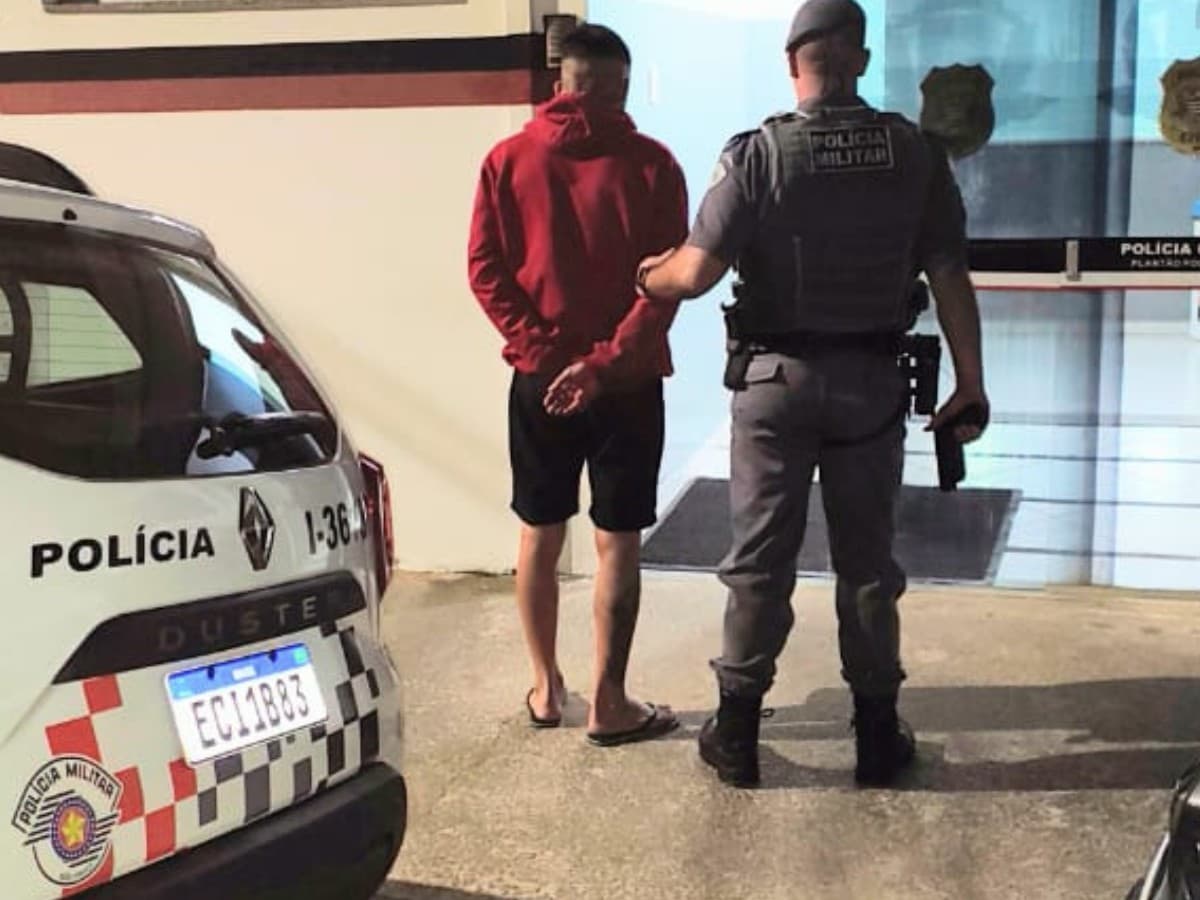 Suspeito de esfaquear mulher no rosto é preso em flagrante por tentativa de feminicídio